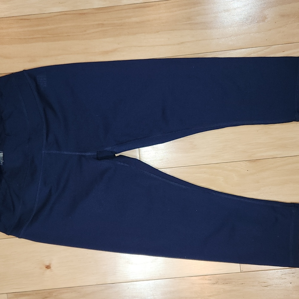 The North Face Womens Medium Blue Capri Leggings FlashDry Activewear